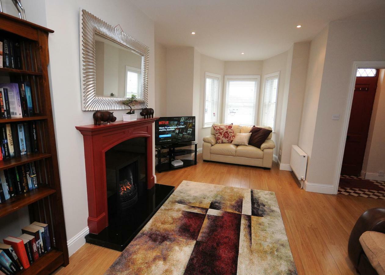 5 College Crescent Daire Galway Dış mekan fotoğraf