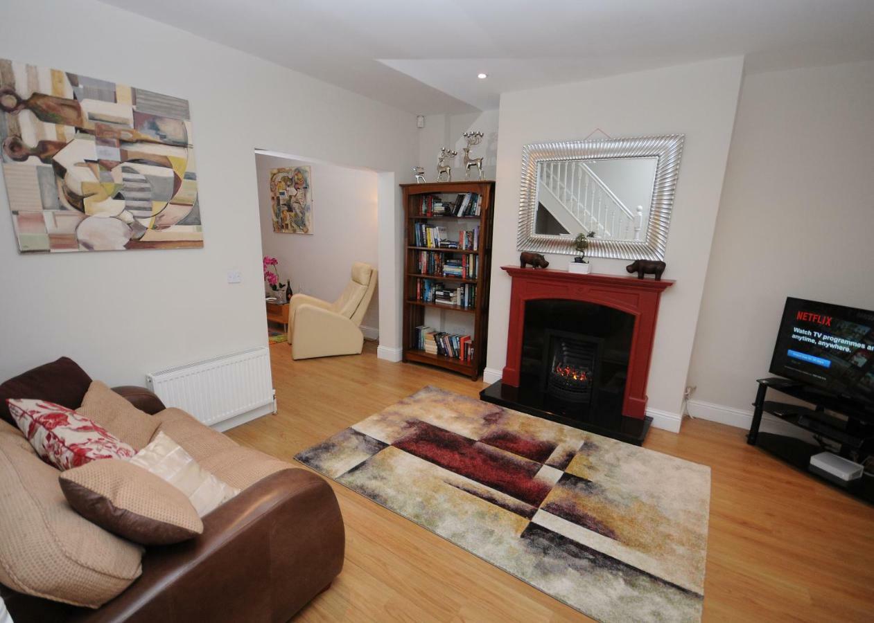 5 College Crescent Daire Galway Dış mekan fotoğraf